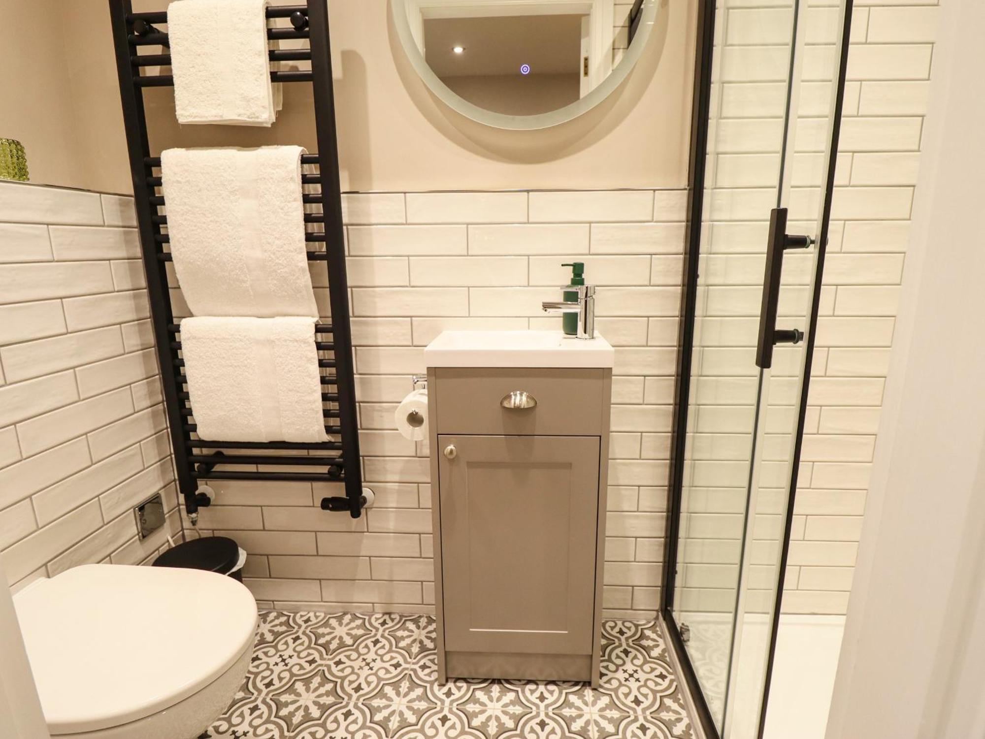17 Union Road Basement Apartment Линкълн Екстериор снимка