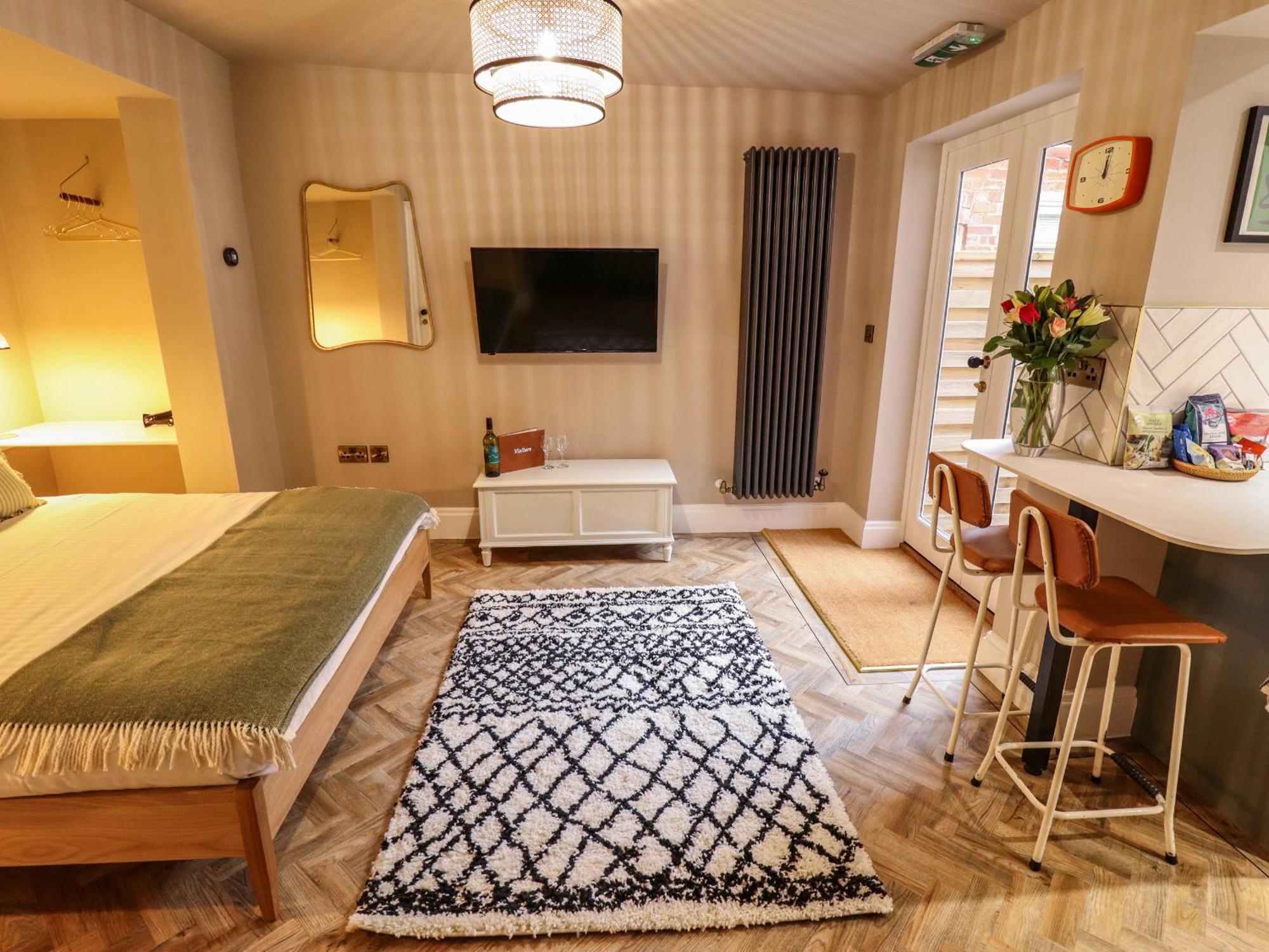 17 Union Road Basement Apartment Линкълн Екстериор снимка